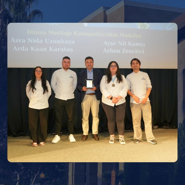 Antalya Bilim Üniversitesi Aşçılık Programı Mezuniyetini Gururla Kutladı