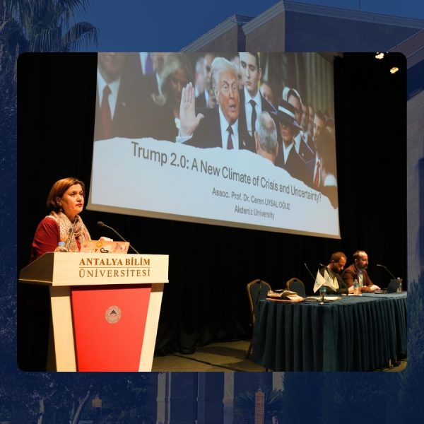 Üniversitemizde "Belirsizlik Çağında ABD'yi Anlamak" Konferansı Gerçekleştirildi