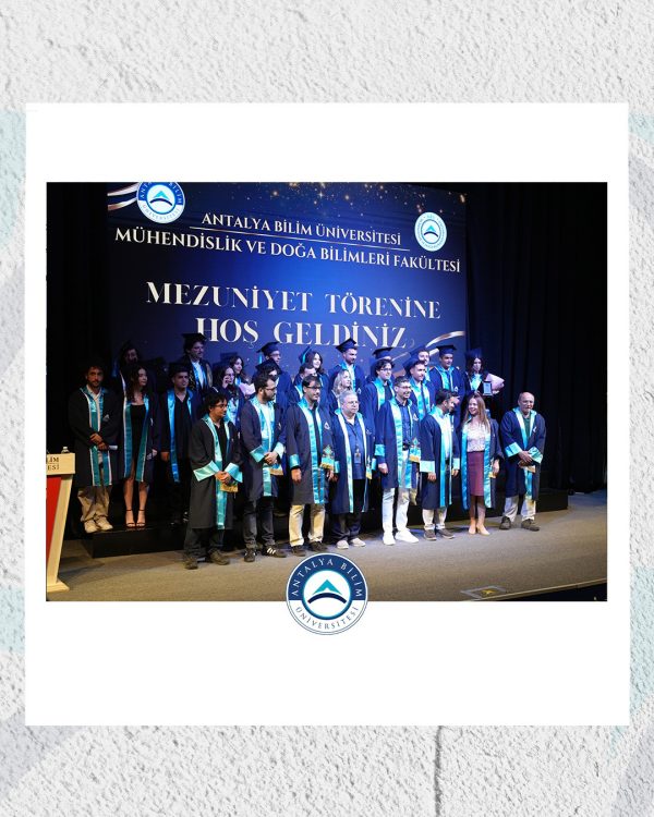 Mühendislik ve Doğa Bilimleri Fakültesi Mezuniyet Gururu ve Ortak Eğitim Heyecanı