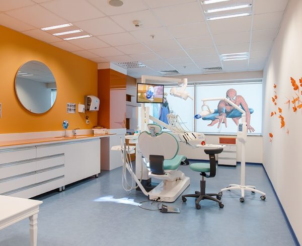 Antalya Bilim Üniversitesi Ağız ve Diş Sağlığı Uygulama ve Araştırma Merkezi ile SGK Arasında İş Birliği Protokolü İmzalandı