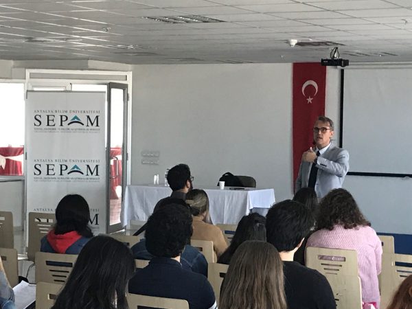 SEPAM Dış Politika ve Güvenlik Okulu Akademisi