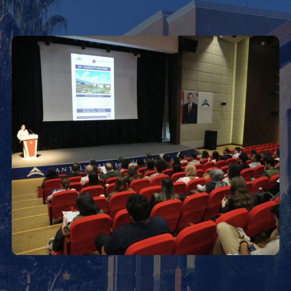 SİTD XXI. Lisansüstü Konferansı Üniversitemizde Gerçekleştirildi