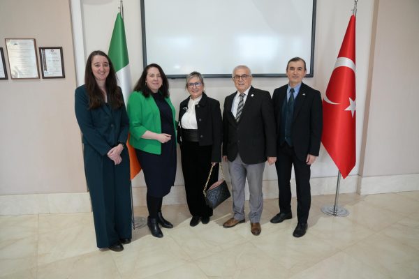 Üniversitemiz Ev Sahipliğinde Gerçekleşen Aziz Brigid Günü Özel Film Gösterimi Büyük İlgi Gördü