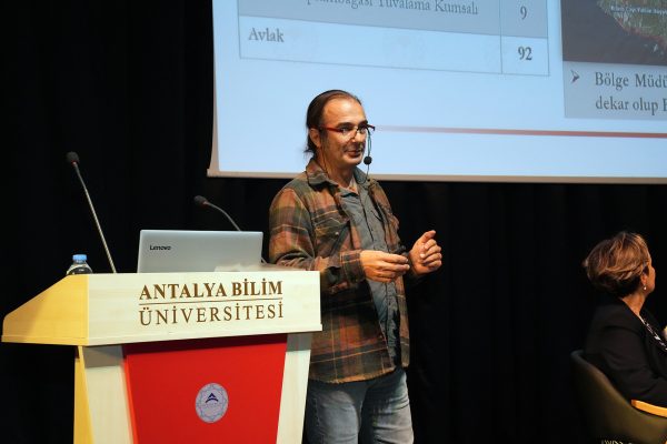 Anadolu'nun Kanatlı Misafirleri Tehlikede!