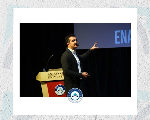 Antalya Bilim Üniversitesi Diş Hekimliği Fakültesi Iıı. Bilim Buluşması Ve Beyaz Önlük Giyme Töreni Gerçekleştirildi