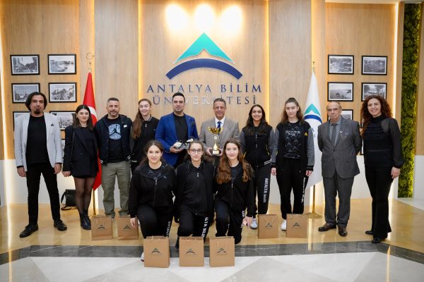 Başarı ve Ziyaret İçin Antalya Kültür Bilim Koleji'ne Teşekkürler