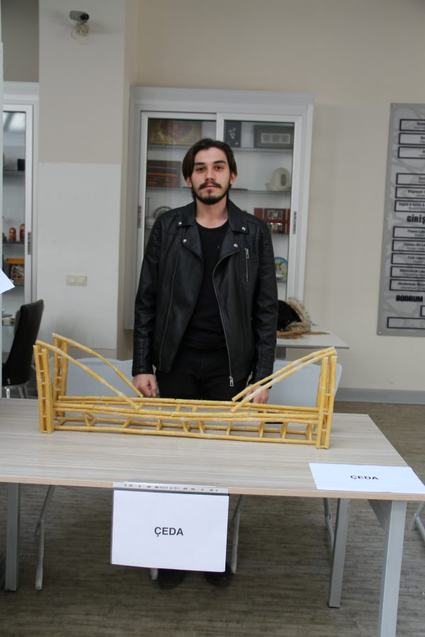 ABÜ’DE 2. GELENEKSEL SPAGETTİ KÖPRÜ YARIŞMASI DÜZENLENDİ