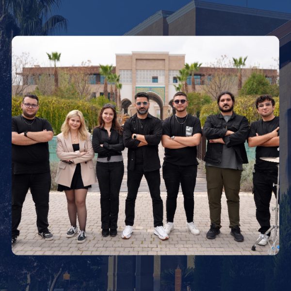 Üniversitemizde Rock Rüzgarı Esti! "Rock Science Band" Haluk Levent Şarkılarıyla Coşturdu