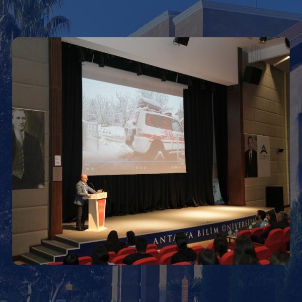 Sağlık Hizmetleri Meslek Yüksekokulu'nda UMKE Konferansı Gerçekleştirildi