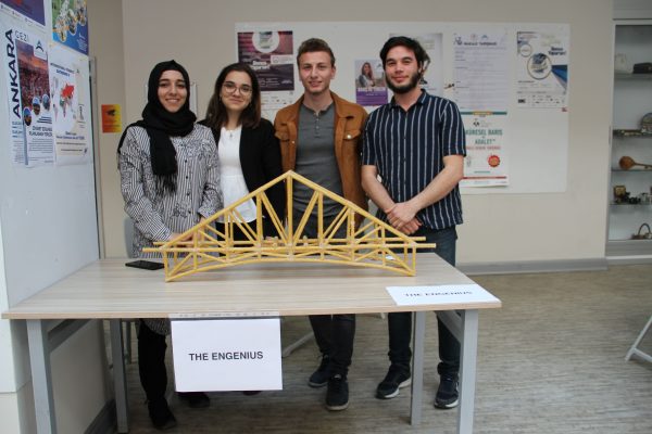 ABÜ’DE 2. GELENEKSEL SPAGETTİ KÖPRÜ YARIŞMASI DÜZENLENDİ