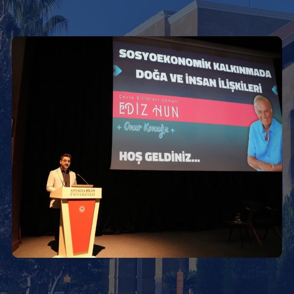 Ünlü Sanatçı ve Çevre Bilimleri Uzmanı EDİZ HUN Üniversitemizde Öğrencilerle Buluştu