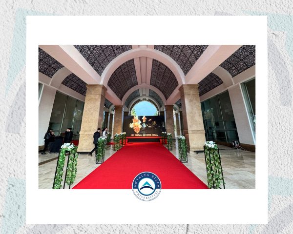 Dünyanın Havacılık Efsaneleri Antalya Bilim Üniversitesi’nde Ödüllendirildi