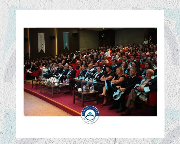 Antalya Bilim Üniversitesi Diş Hekimliği Fakültesi Iıı. Bilim Buluşması Ve Beyaz Önlük Giyme Töreni Gerçekleştirildi