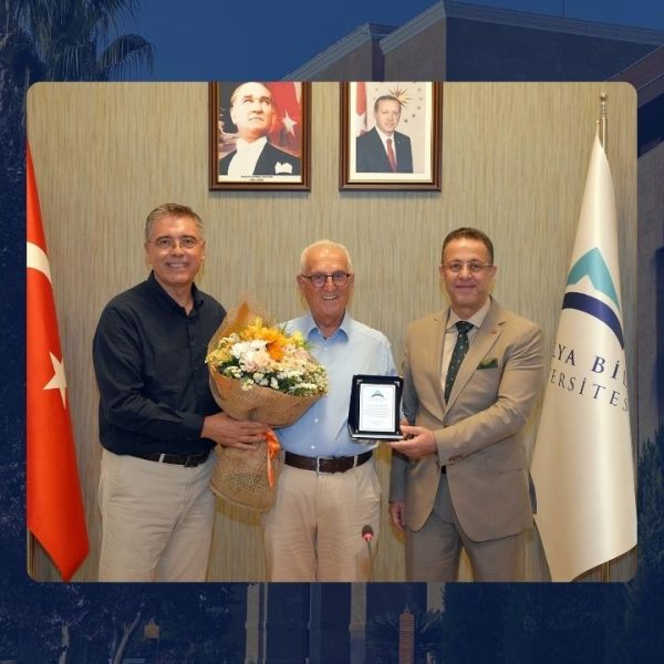 ABÜ’de Dekanlık Görevlerinde Devir Teslim