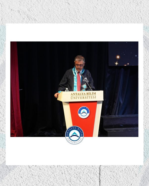 Mezuniyet Törenlerinin 2. Gününde Hukuk Fakültesi ile İktisadi, İdari ve Sosyal Bilimler Fakültesinde Mezuniyet Gururu Yaşandı