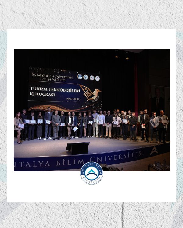 Antalya Bilim Üniversitesi’nde TourisTech Demo Day Etkinliği Gerçekleştirildi
