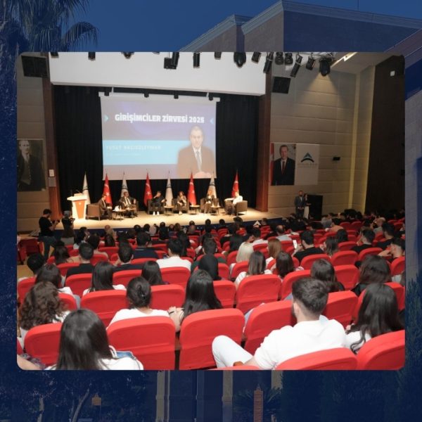 Girişimciler  Zirvesi  2025 Antalya Bilim Üniversitesi'nde Gerçekleştirildi