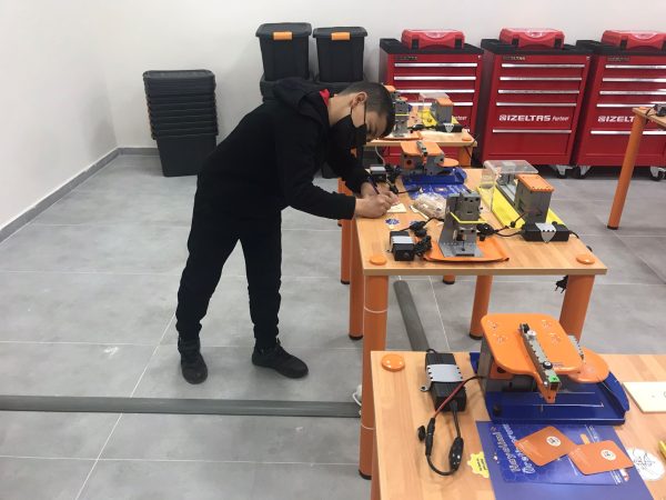 Antalya Bilimpark’ta Eğitimler Başladı