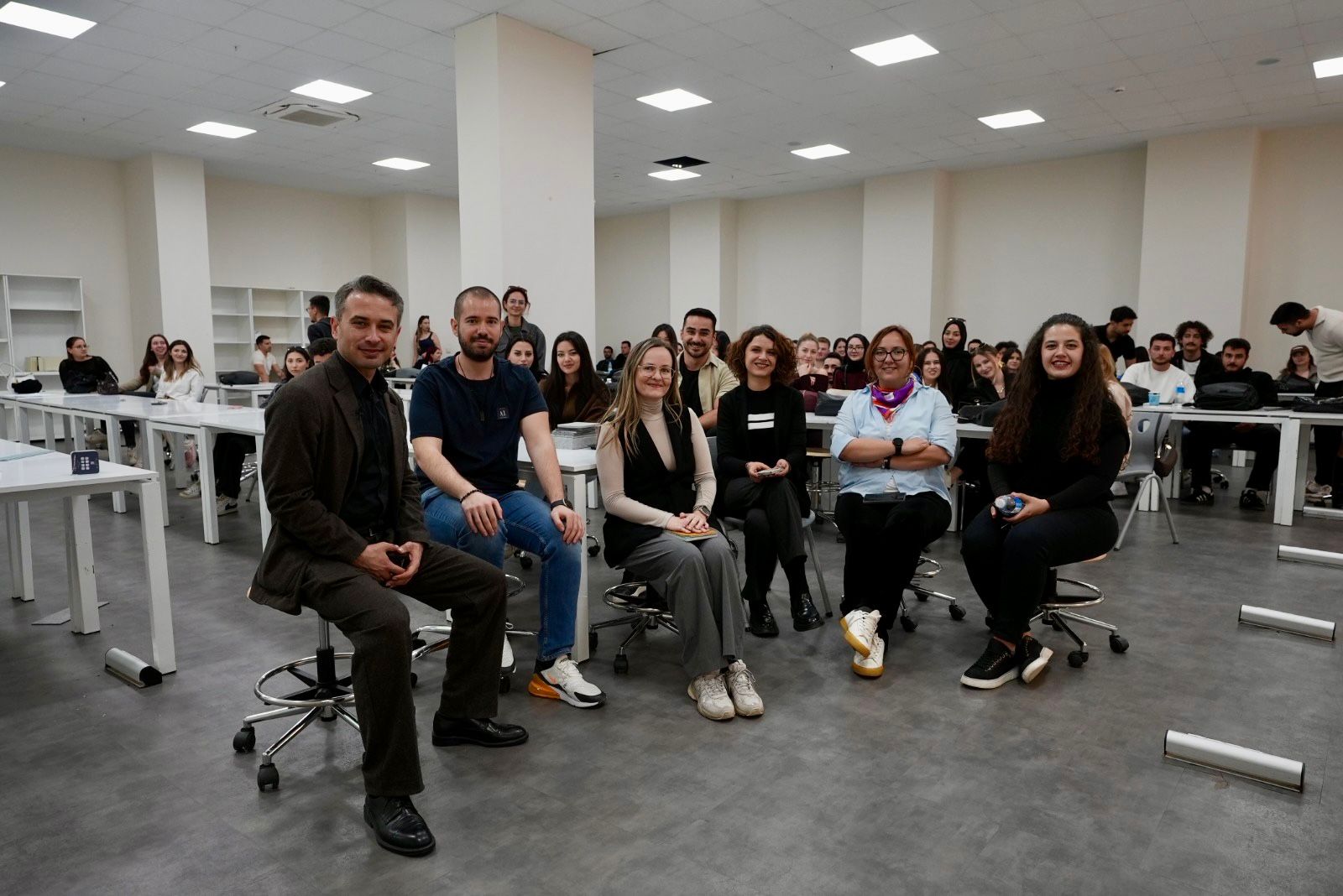 15.04.2026 | İç Mekanlarda Akustik ve Feltouch ile Pet Keçe Uygulamaları