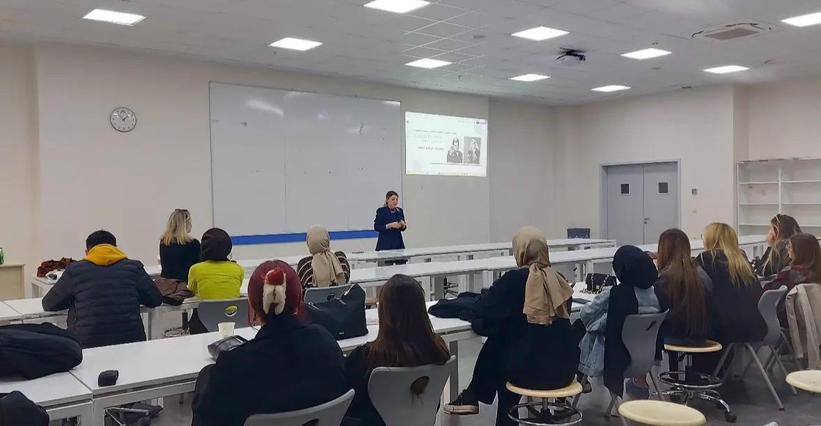 26.03.2026 | Tasarım Söyleşisi: İç Mimarlıkta Proje Uygulamaları