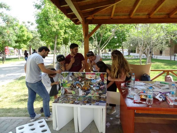 antalya-bilim-universitesi-1-tasarim-festivali-tamamlandi5af471081240d.jpeg