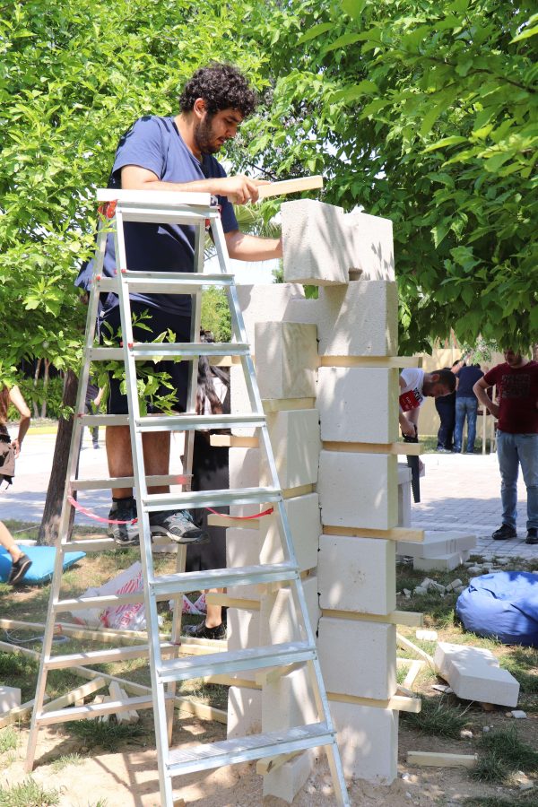 antalya-bilim-universitesi-1-tasarim-festivali-tamamlandi5af47111ea505.jpeg