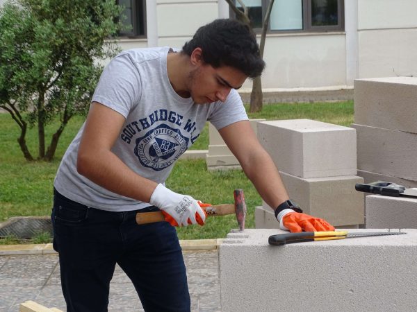 antalya-bilim-universitesi-1-tasarim-festivali-tamamlandi5af47101532f1.jpeg
