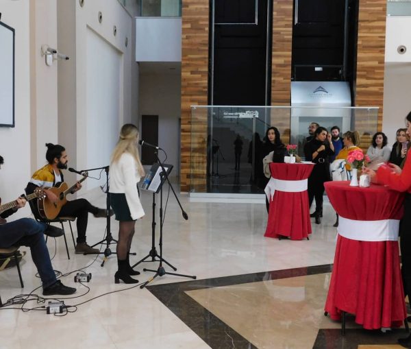 yilbasi-agaci-tasarim-yarismasi5df3924599922.jpeg
