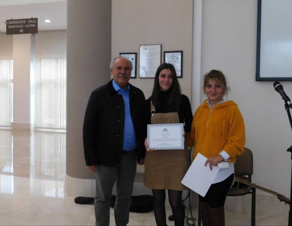 yuksek-onur-ve-onur-belgelerinin-takdim-edilmesi5df3951371ce0.jpeg