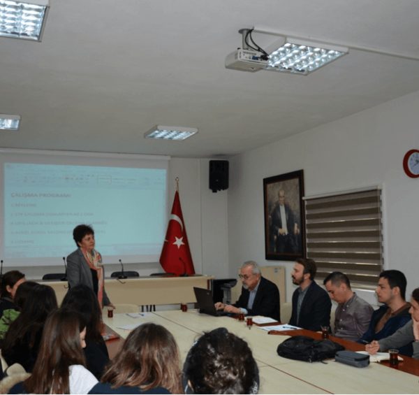 mimarlik-bolumu-ogrencileri-antalya-kent-konseyini-ziyaret-etti-25b4328f32d006.png