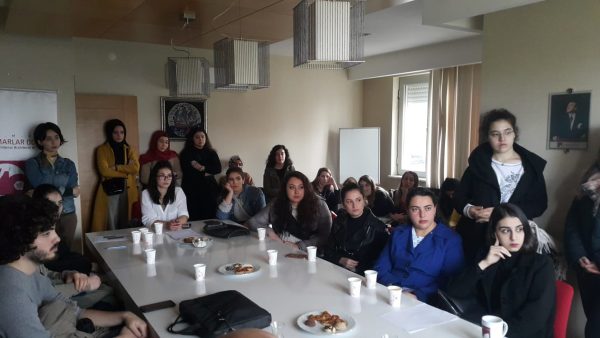 iaed-3106-girisimcilik-ve-pazarlama-dersi-ogrencilerinin-icmimarlar-odasi-na-teknik-gezisi5c80e1a70e029.jpeg