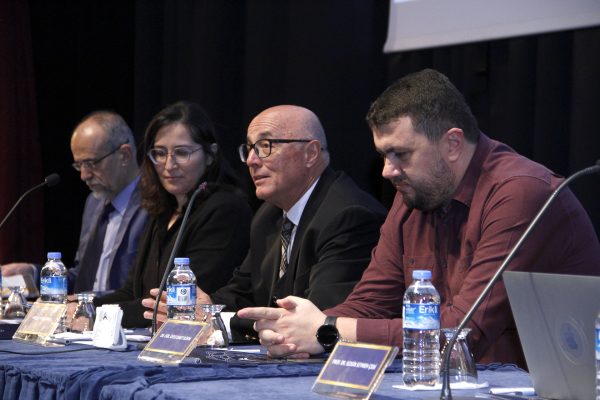 antalya-bilim-universitesi-nde-immanuel-kant-konferansi67485fedc80e4.jpeg