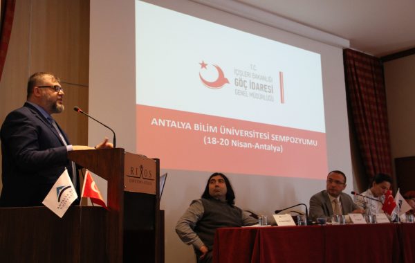 abu-hukuk-fakultesi-milletlerarasi-hukukta-guncel-meseleler-sempozyumu-duzenlendi5ae6e0c28c31c.jpeg
