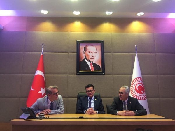siyaset-bilimi-ve-uluslararasi-iliskiler-bolumu-ogrencilerinin-ankara-gezisi5cdfdd2d44611.jpeg