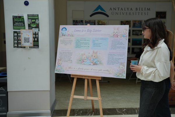 gelisim-psikolojisi-teorilerinden-hikayelere-cocuk-kitabi-sergisi-gerceklesti69c3ec4d7e4dd.jpeg