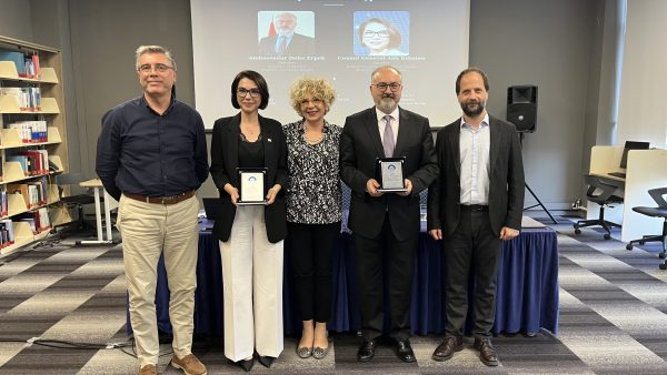 kibris-meselesinde-guncel-yaklasimlar-ve-diplomatik-perspektifler-paneli-yapildi6a2fa02c8dc14.jpeg