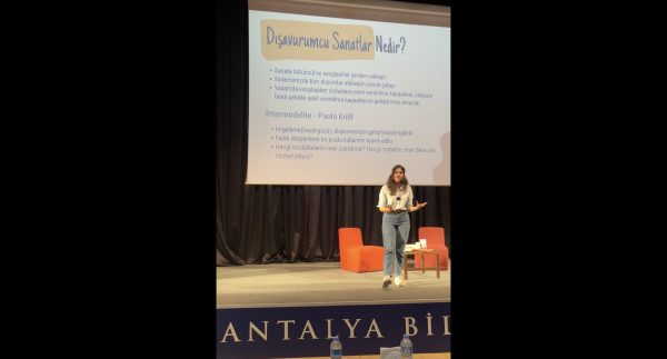 psikoloji-ve-sanat-disavurumcu-sanat-terapisi-ile-tanisma6874cb9d179e1.jpeg