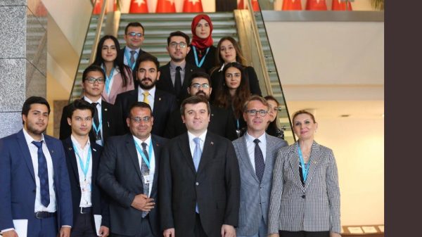 siyaset-bilimi-ve-uluslararasi-iliskiler-bolumu-ogrencilerinin-ankara-gezisi5cdfdd2bb23cb.jpeg