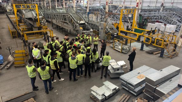 makine-muhendisligi-ogrencilerin-ake-teknik-gezisi657fde0ab307e.jpeg
