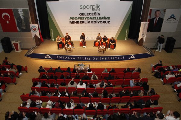 gelecegin-profesyonellerine-rehberlik-ediyoruz6a07117be5101.jpeg