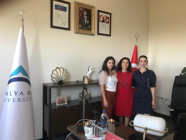 losev-in-saglik-bilimleri-fakultemize-ziyareti64c0d3d51e535.jpeg