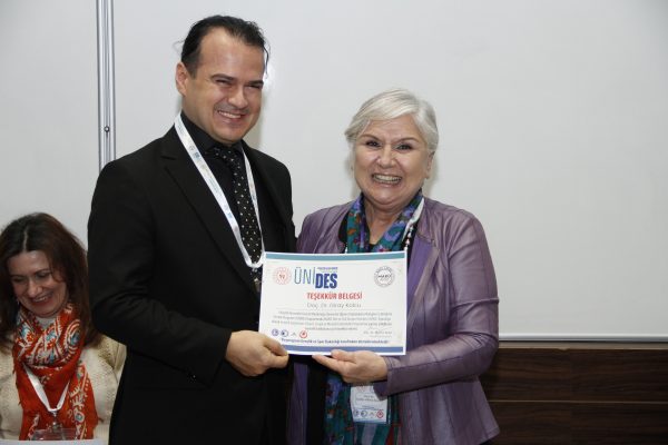 genclik-gucleniyor-kisisel-sosyal-ve-mesleki-farkindalik-programi-unides6756e296442a9.jpeg