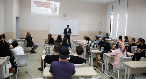 dosemealti-belediye-baskani-sayin-turgay-genc-universitemizi-ziyaret-etti5db1a36b203a8.png