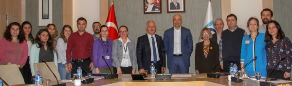antalya-bilim-universitesi-mutevelli-heyeti-baskani-sn-fettah-tamince-turizm-fakultesi-ogretim-uyelerimizle-bulustu5cb7365e51e93.jpeg