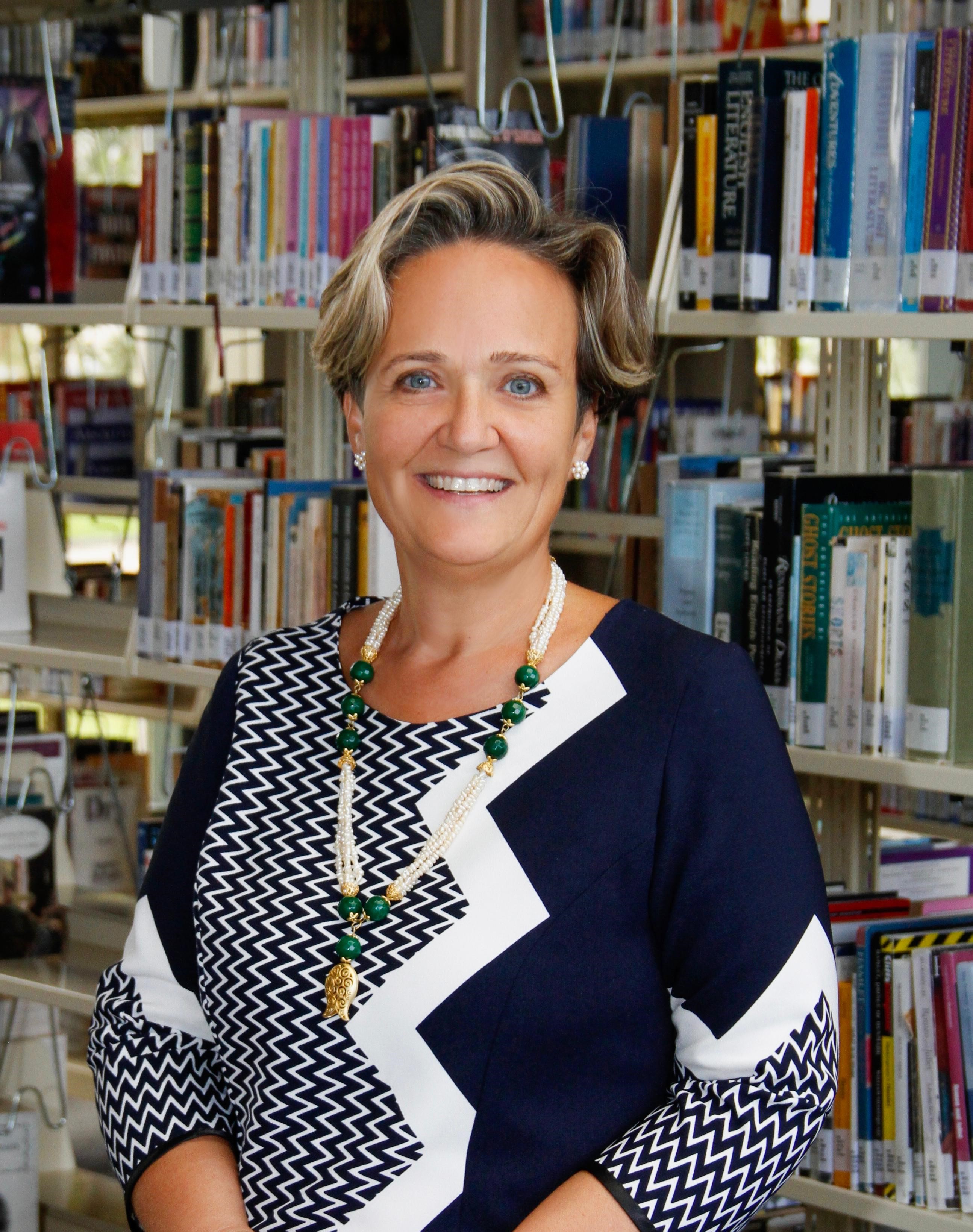 Dr. Öğr. Üyesi Demet CEYLAN