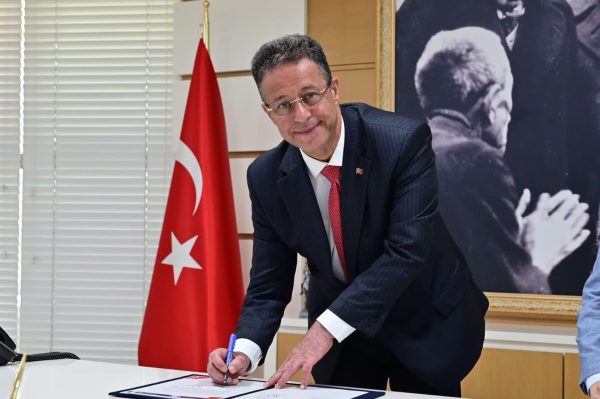 Uluslararası Ortak Eğitim Programımız Kapsamında Kepez Belediyesi ile İş Birliği Protokolü İmzalandı
